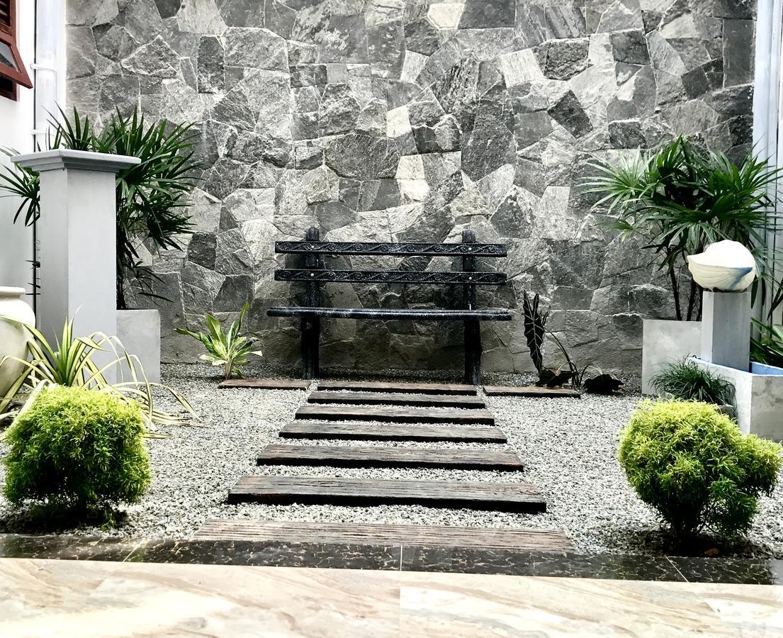 Ocean Bay Surf Resort Weligama Exterior foto